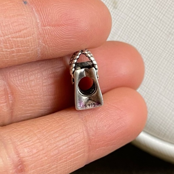 RETIRED AUTHENTIC PANDORA Bow Bag charm EUC - Picture 3 of 7